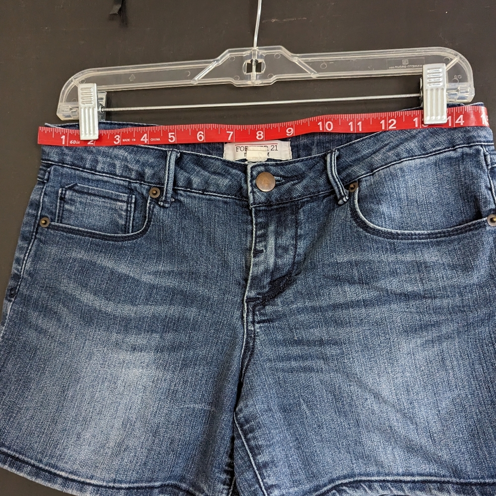 Forever 21 Denim Shorts - Picture 4 of 4
